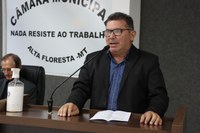 Câmara aprova projeto de lei de autoria do vereador Francisco Ailton que proíbe o uso de celulares nas salas de aula