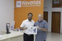 Presidente da Câmara entrega Moção de Congratulações para a Wavemax